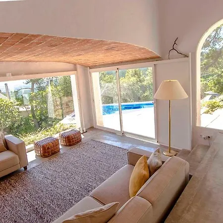 Villa Catalunya Casas Majestic And Views , 30km To Barcelona Corbera de Llobregat