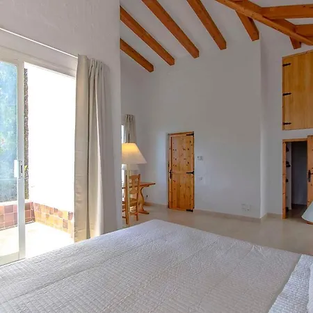 Villa Catalunya Casas Majestic And Views , 30km To Barcelona *